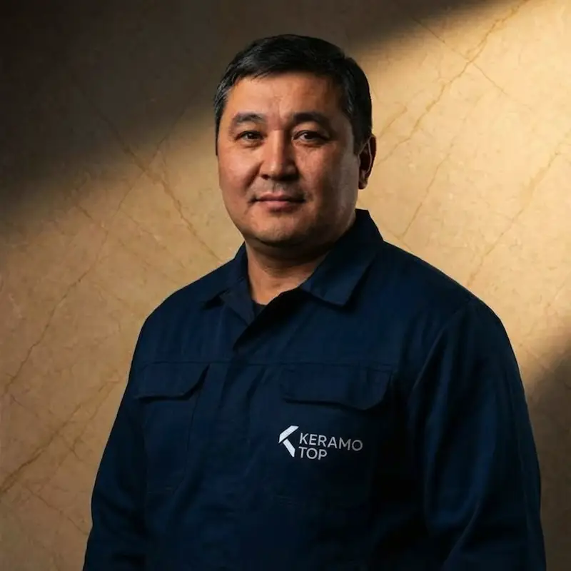 Сергей — мастер по керамограниту и лестницам